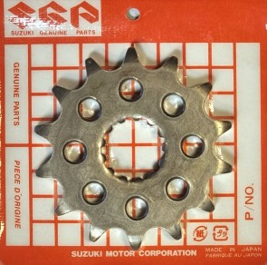 Suzuki 27511-27A11 priekinė žvaigždė GSX600F 88-97m