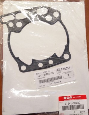 Suzuki 11241-37E00 , 1124137E00